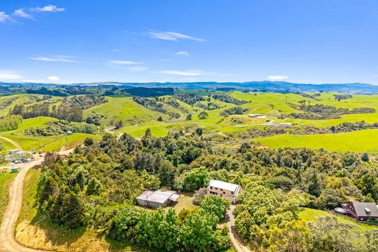 Photo of property in 71 Lynd Road, Ararimu, Bombay, 2675