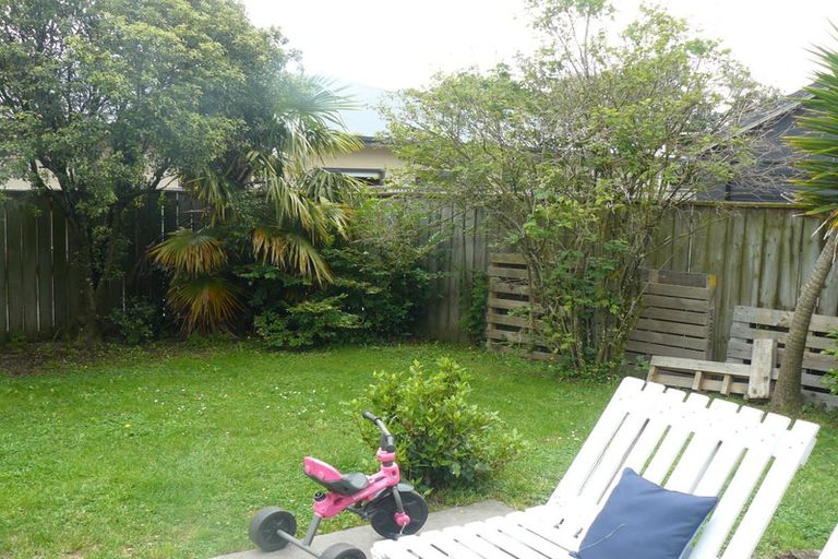 Photo of property in 8 Monaco View, Stoke, Nelson, 7011