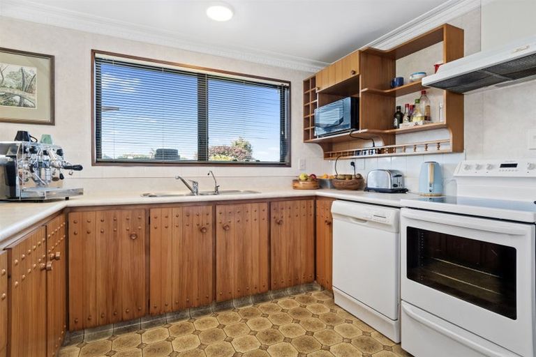 Photo of property in 4 Aylesbury Terrace, Otumoetai, Tauranga, 3110