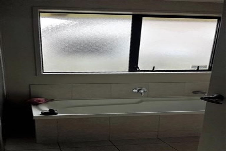 Photo of property in 76b Gibson Road, Tuakau, 2121