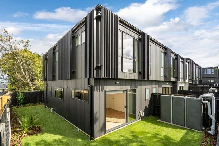 Photo of property in 7/75 Mcannalley Street, Manurewa East, Auckland, 2102