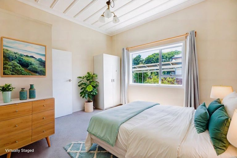 Photo of property in 46 Ross Street, Woodville, 4920