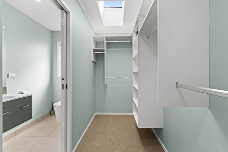 Photo of property in 11 Tutira Place, Poraiti, 4112