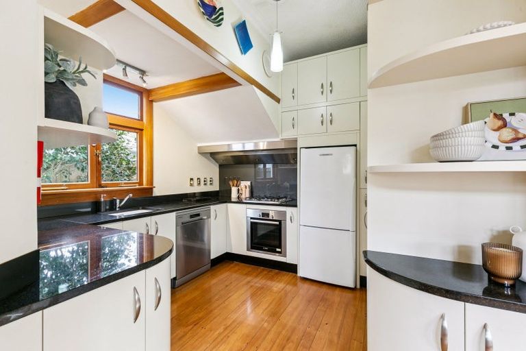 Photo of property in 80 Standen Street, Karori, Wellington, 6012