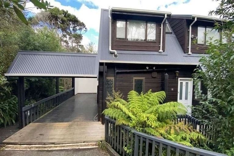 Photo of property in 13 Felstead Street, Birkenhead, Auckland, 0626