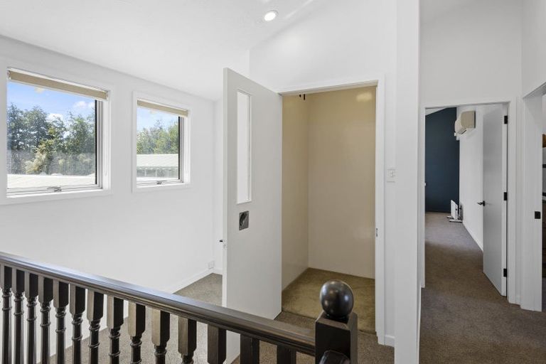 Photo of property in 280 Queen Elizabeth Ii Drive, Mairehau, Christchurch, 8052