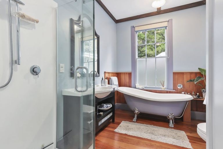 Photo of property in 15 Huia Road, Titirangi, Auckland, 0604