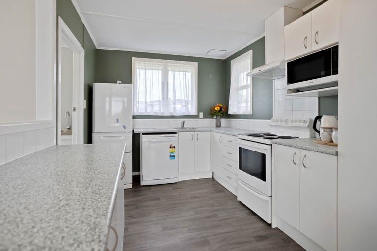 Photo of property in 10 Koreke Place, Tokoroa, 3420