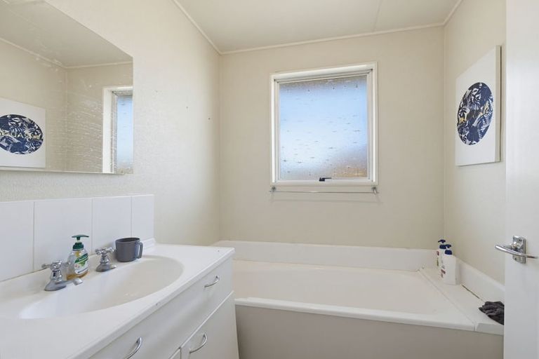 Photo of property in 105b Benmore Avenue, Cloverlea, Palmerston North, 4412