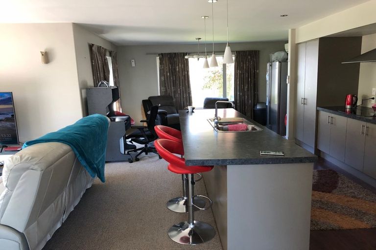 Photo of property in 20 Foresters Crescent, Parklands, Christchurch, 8083