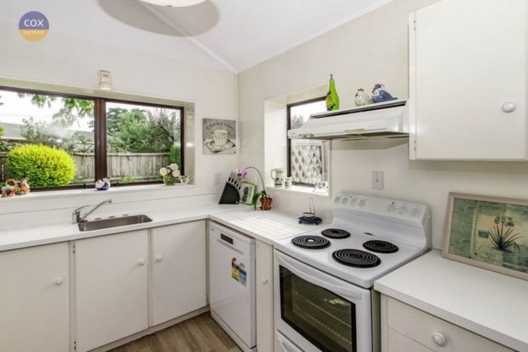 Photo of property in 84a Avondale Road, Taradale, Napier, 4112