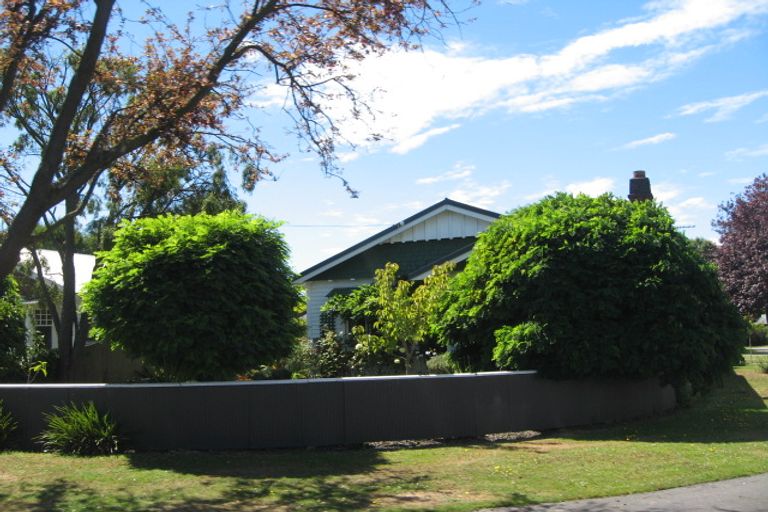 Photo of property in 60 Lindsay Street, St Albans, Christchurch, 8014
