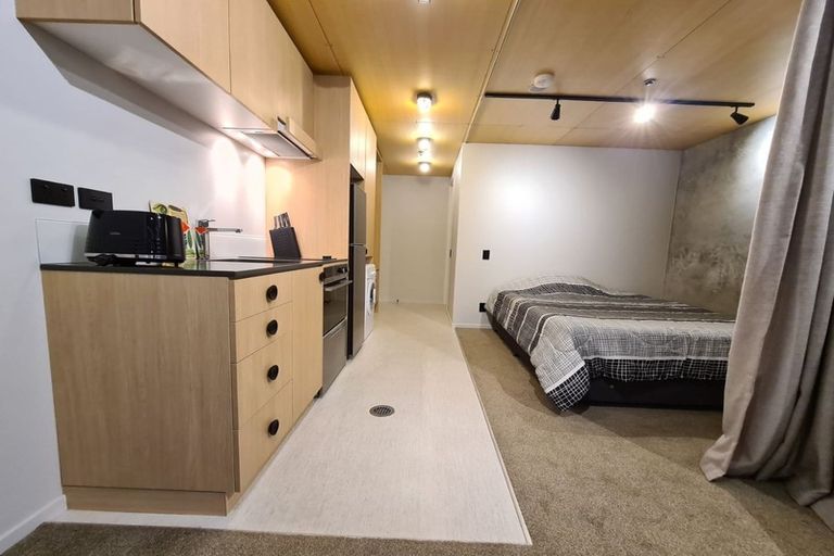 Photo of property in Vedado Apartments, 308/41u Hopper Street, Mount Cook, Wellington, 6011