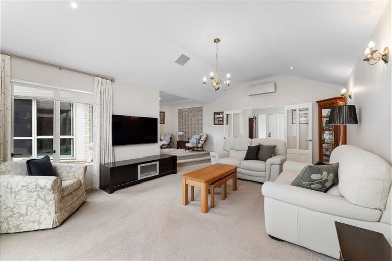 Photo of property in 12 Hendrika Court, Hobsonville, Auckland, 0618