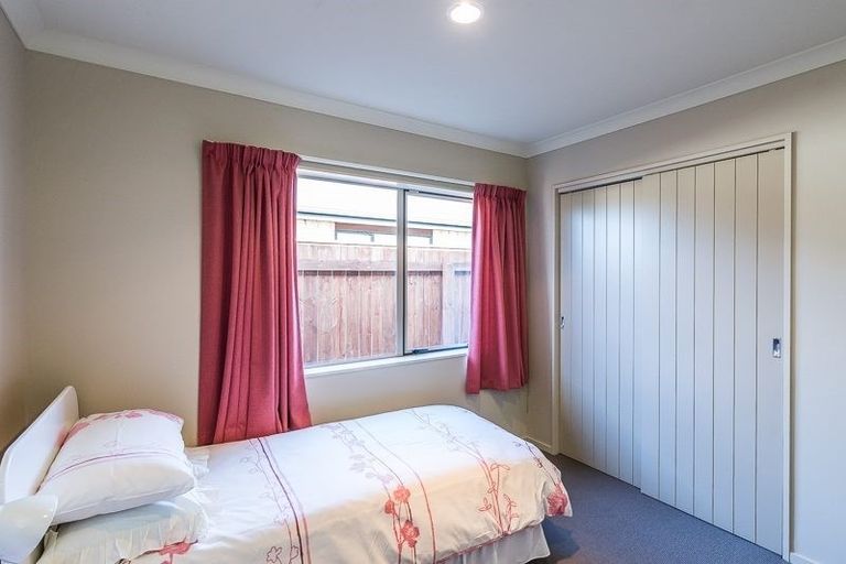 Photo of property in 27 Manhattan Court, Paraparaumu Beach, Paraparaumu, 5032