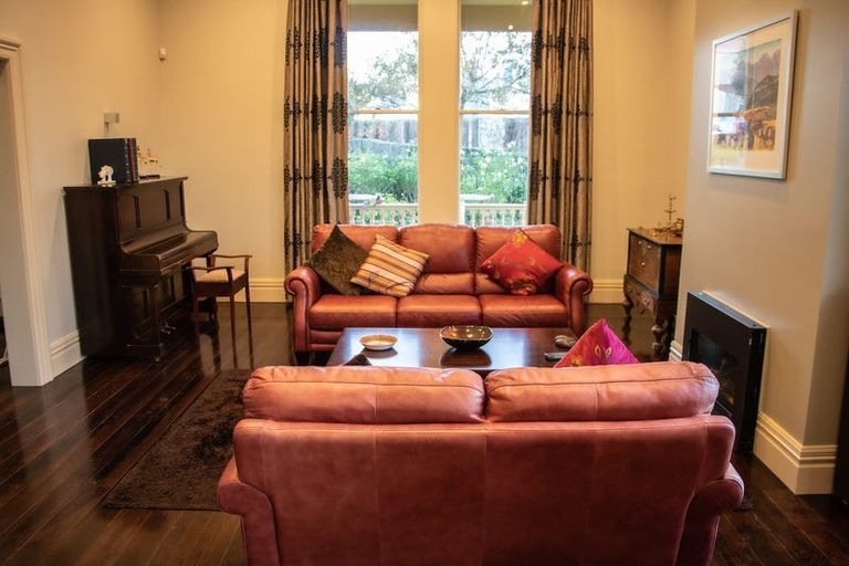 Photo of property in 5 Youngs Lane, Te Aro, Wellington, 6011