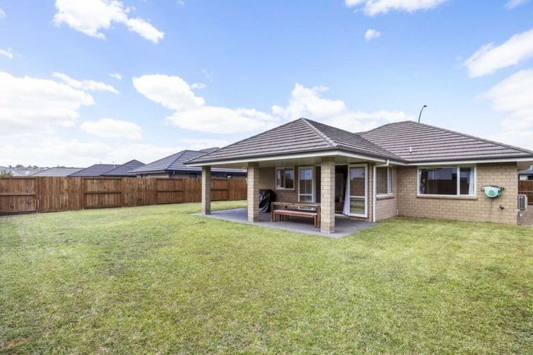 Photo of property in 18 Chalgrove Road, Huntington, Hamilton, 3210