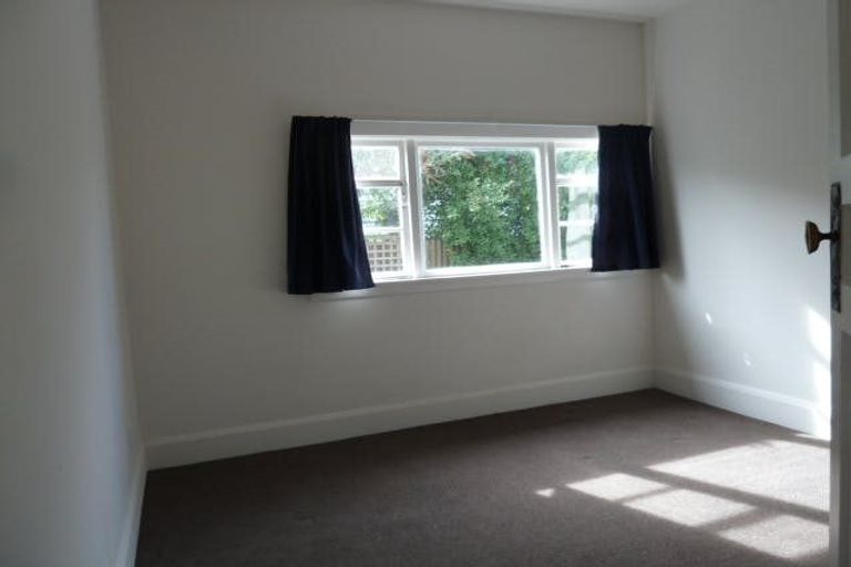 Photo of property in 231 Geraldine Street, Edgeware, Christchurch, 8013