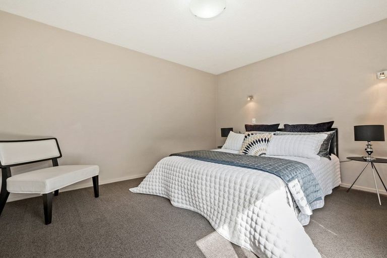 Photo of property in 33d Peverel Street, Riccarton, Christchurch, 8011