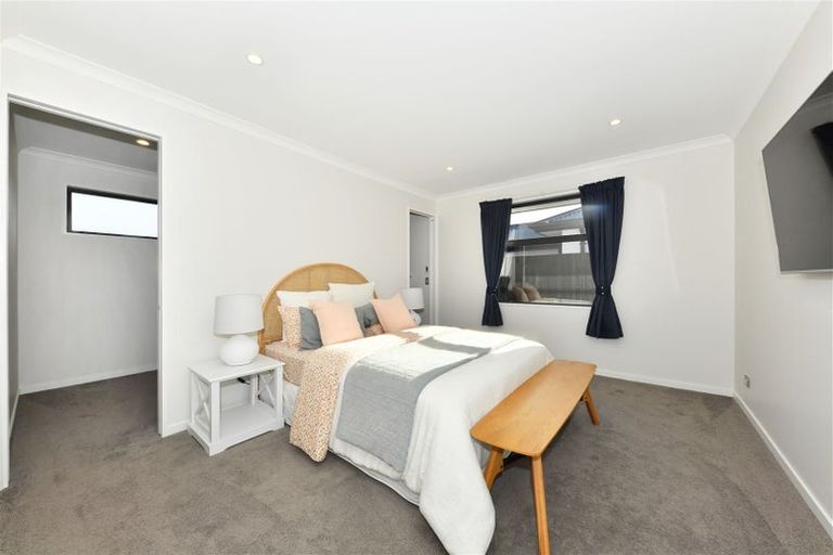 Photo of property in 33 Skyhawk Road, Wigram, Christchurch, 8042