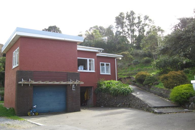 Photo of property in 71 Chamberlain Road, Karori, Wellington, 6012