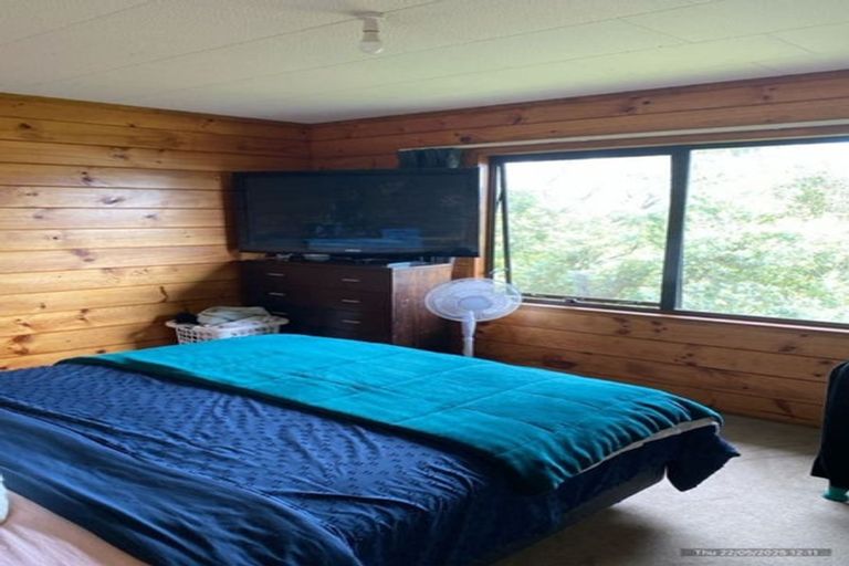 Photo of property in 19a Omapere Street, Whitby, Porirua, 5024