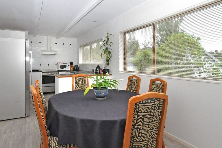 Photo of property in 3 Kegworth Place, Browns Bay, Auckland, 0630