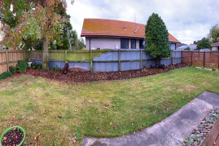 Photo of property in 2 Salmond Street, Hoon Hay, Christchurch, 8025