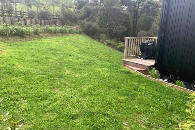 Photo of property in 250 Hillcrest Road, Wainui, 0931