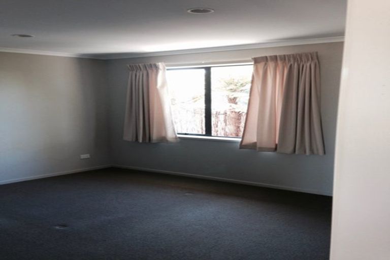 Photo of property in 1204 East Coast Road, Redvale, Albany, 0794