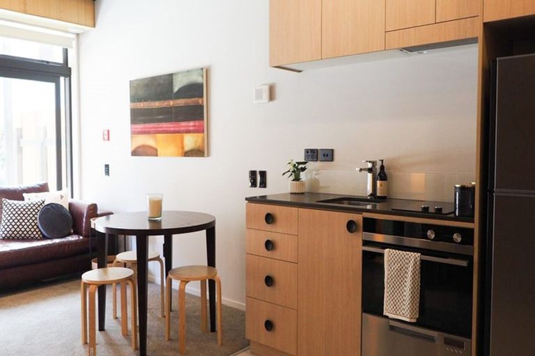 Photo of property in Vedado Apartments, 107/41u Hopper Street, Mount Cook, Wellington, 6011
