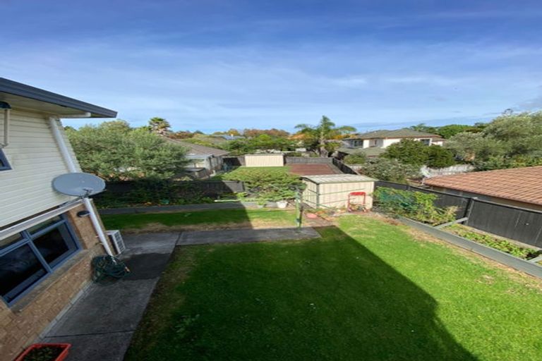 Photo of property in 39 Lansell Drive, East Tamaki Heights, Auckland, 2016