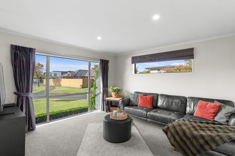 Photo of property in 31 Eaglesome Avenue, Aidanfield, Christchurch, 8025