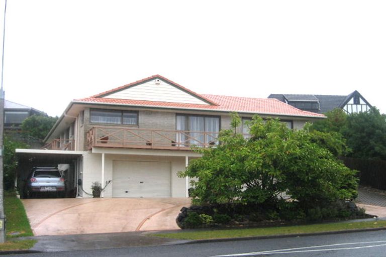 Photo of property in 133a Chelsea View Drive, Chatswood, Auckland, 0626