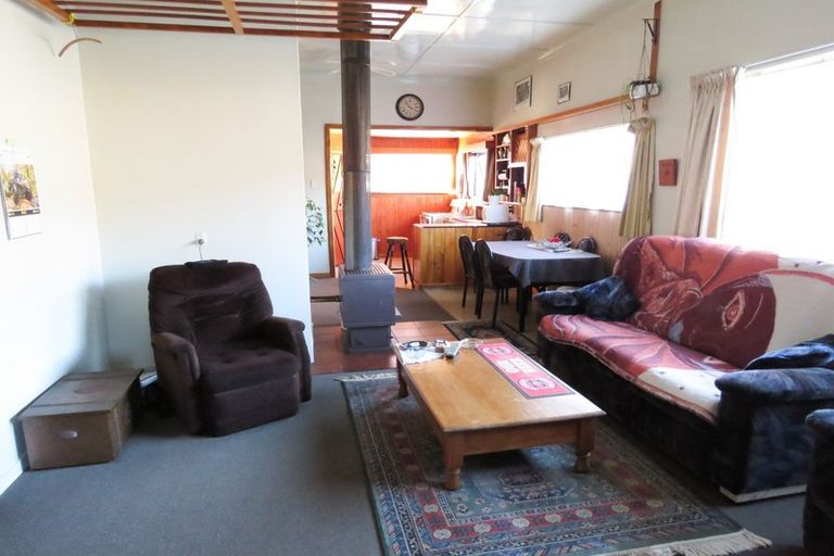 Photo of property in 32- 34 Coal Street, Reefton, 7830