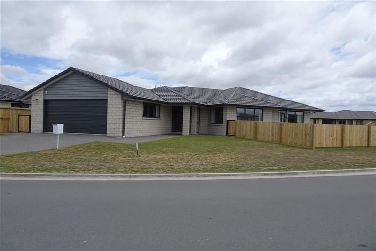 Photo of property in 6 Piata Street, Papamoa Beach, Papamoa, 3118