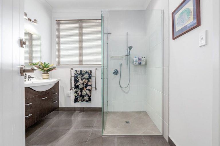 Photo of property in 52 Magellan Rise, Flagstaff, Hamilton, 3210