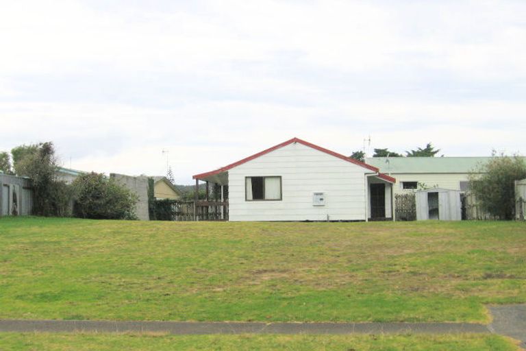 Photo of property in 118 Lorraine Place, Whangamata, 3620
