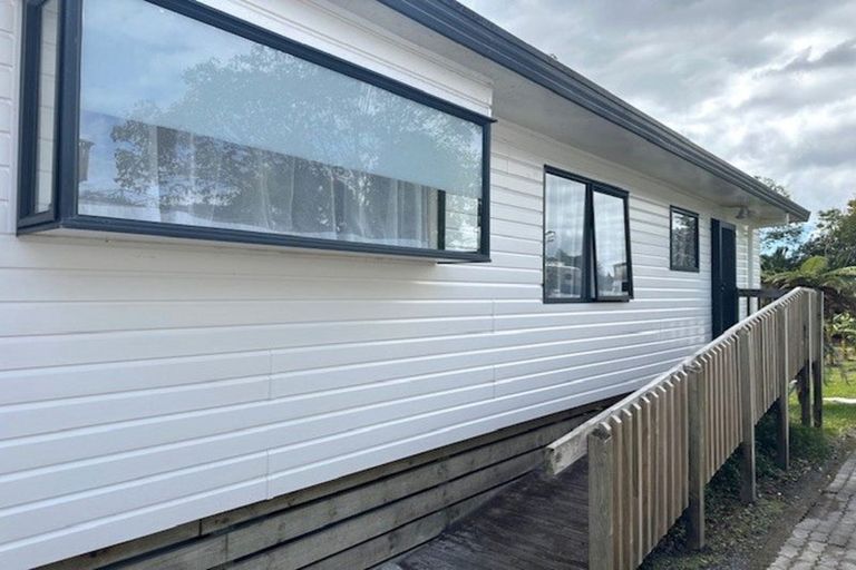 Photo of property in 21 Haruru Falls Road, Haruru, 0204