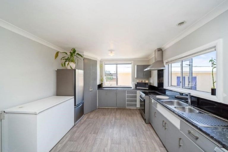 Photo of property in 43 Grey Street, Normanby, Hawera, 4614