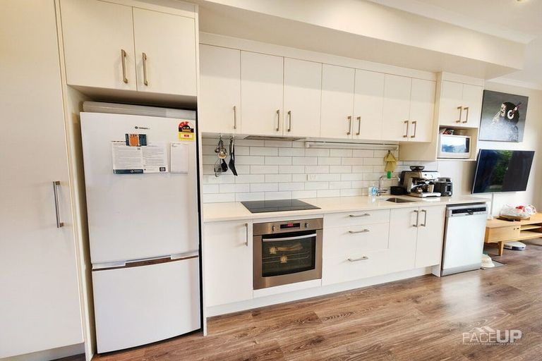 Photo of property in 5 Harakeke Road, Hobsonville, Auckland, 0616