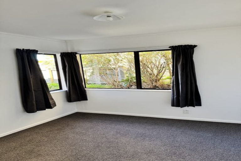 Photo of property in 3/27 Bould Street, Johnsonville, Wellington, 6037