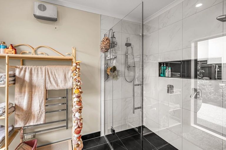 Photo of property in 15 Kawari Drive, Pegasus, 7612