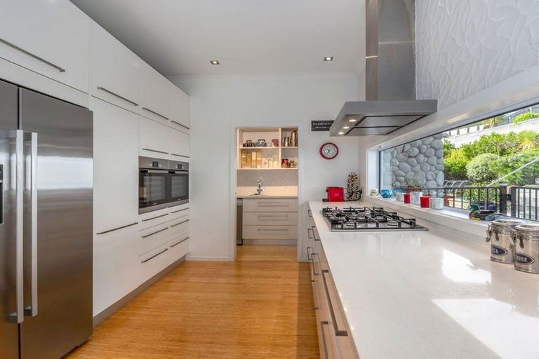 Photo of property in 9 Ships Cove, Whitby, Porirua, 5024