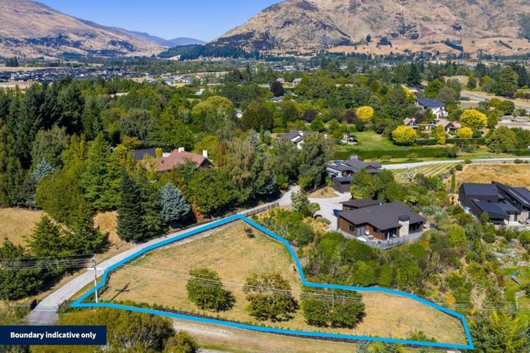 Photo of property in 22 Ballantyne Road, Wanaka, 9305