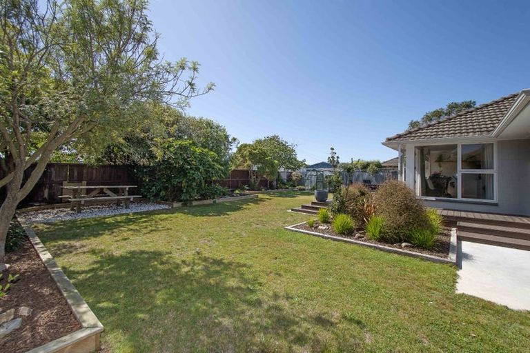 Photo of property in 54 Castletown Place, New Brighton, Christchurch, 8083
