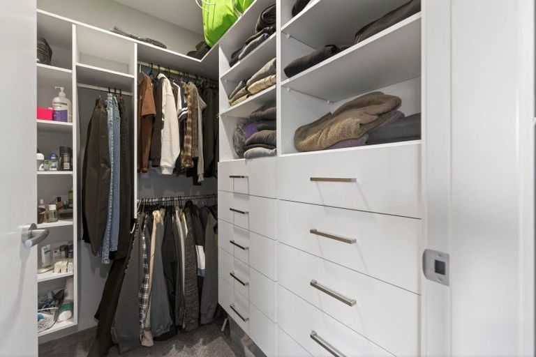 Photo of property in 3 Magnolia Lane, Kelvin Grove, Palmerston North, 4414