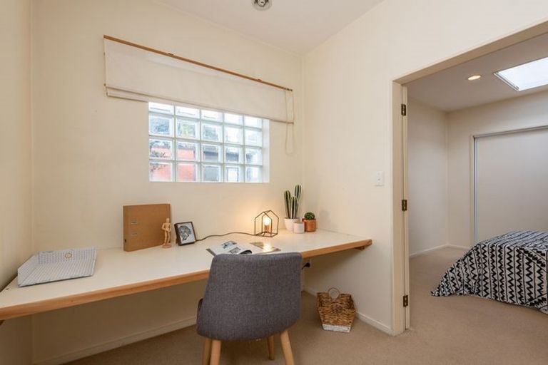 Photo of property in 31 Rugby Street, Mount Cook, Wellington, 6021