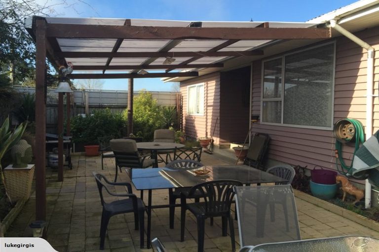 Photo of property in 18 Rowan Avenue, Aranui, Christchurch, 8061