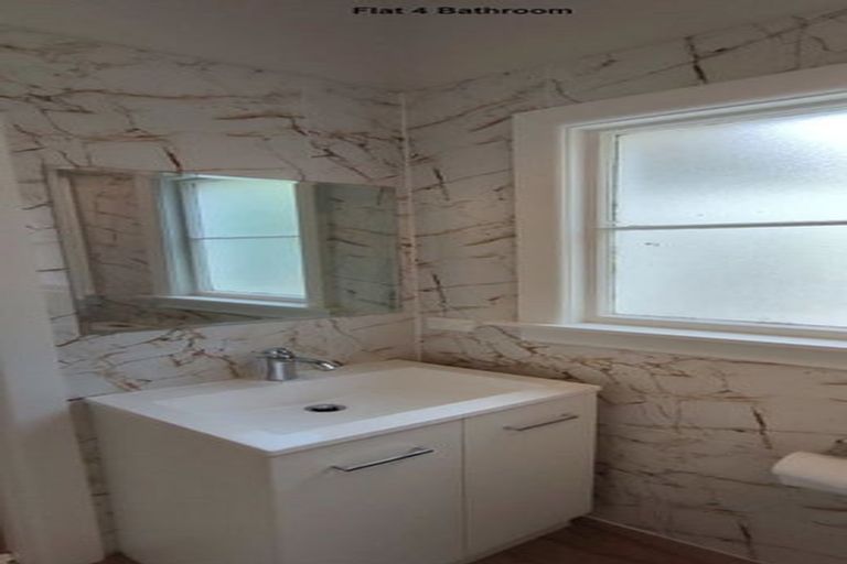 Photo of property in 1/124 Constable Street, Newtown, Wellington, 6021